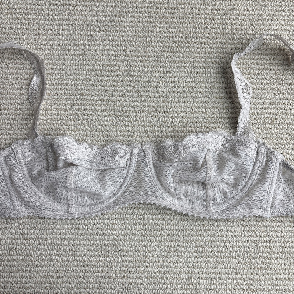 Intimately Free People 32D Bra light grey Lace Unlined Sheer dainty